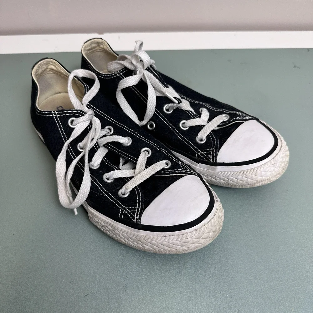Converse All Star Sneakers Black Low Top Lace Athletic Shoes Youth Sz 3